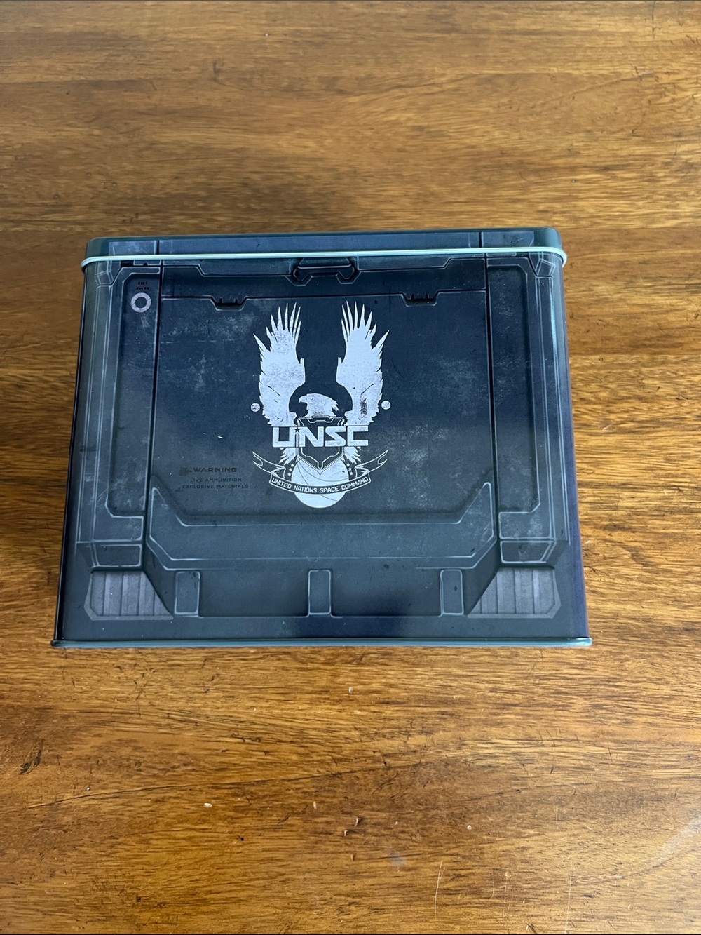 Loot Crate Exclusive Halo 5 UNSC Tin Lunch Box